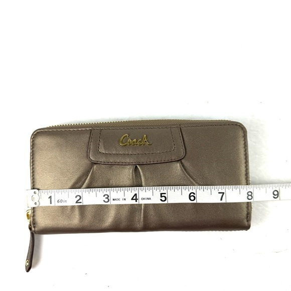 Coach Ashley Wallet Bronze Gold Zip Around Organizer Clutch Liq New - Picture 9 of 10